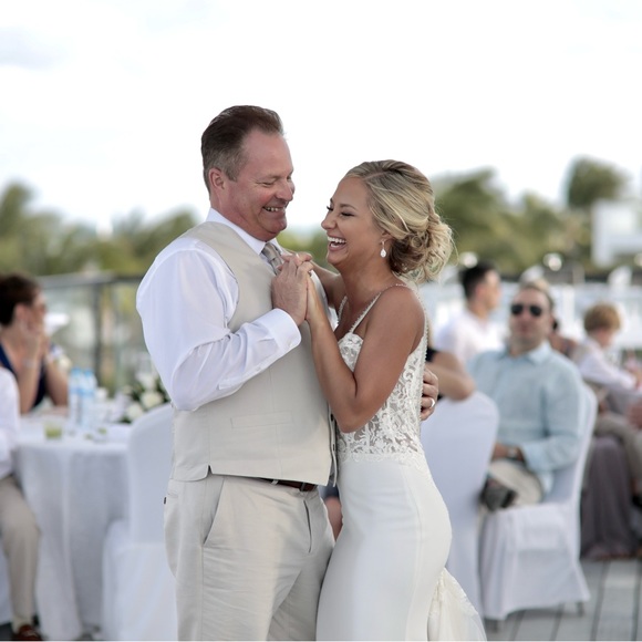 Calla Blanche wedding dress - Picture 8 of 12